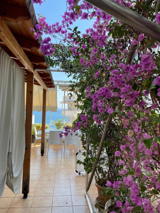 Relax Apts Saranda 1 Екстер'єр фото